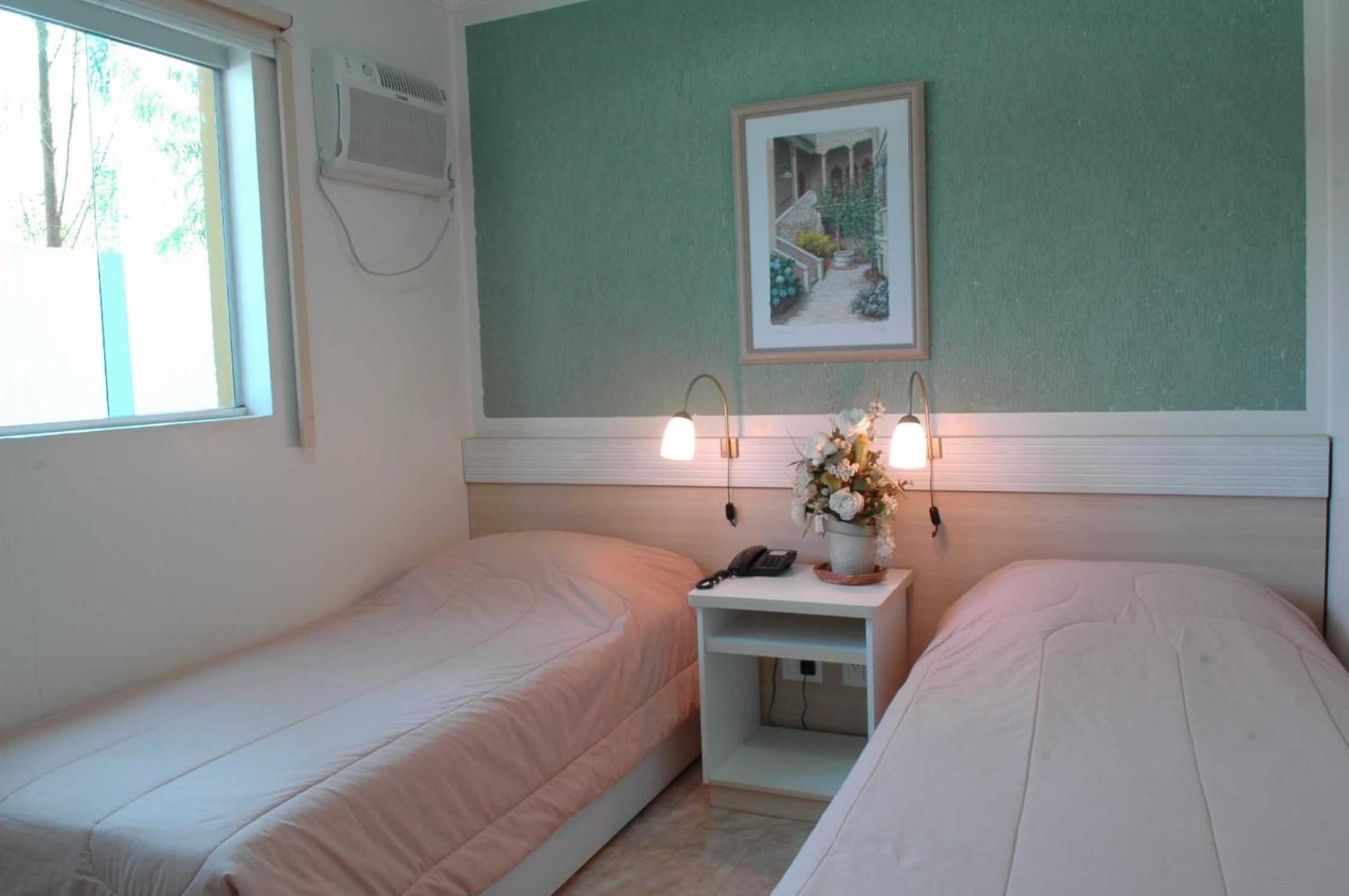 Tamareiras Park Hotel ウベラバ エクステリア 写真