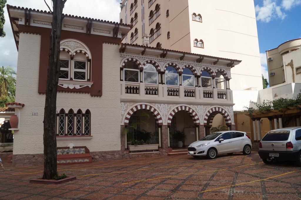 Tamareiras Park Hotel ウベラバ エクステリア 写真