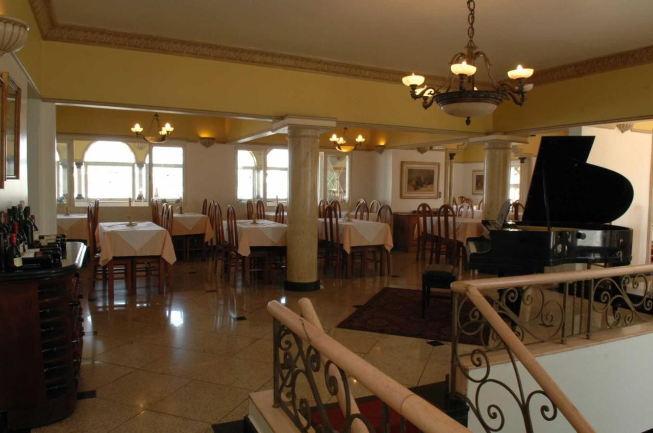 Tamareiras Park Hotel ウベラバ エクステリア 写真